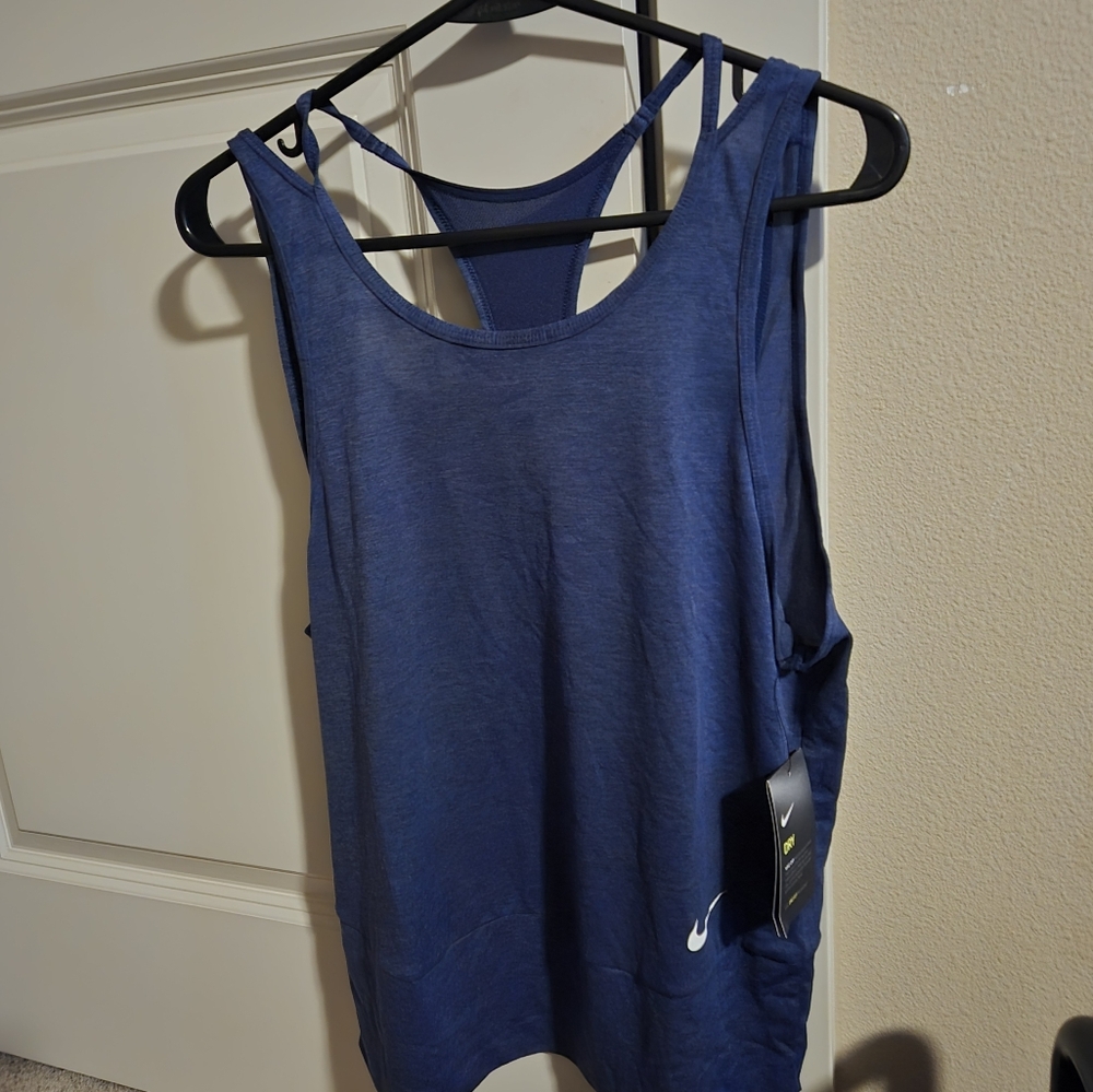 NWT NIKE tank